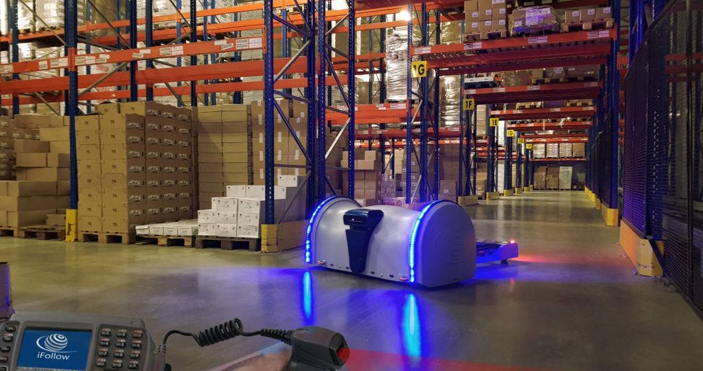 iFollow-a-un-an-1024x768